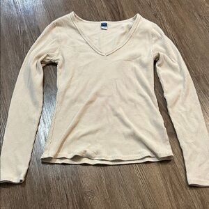 Old Navy Cream Ribbed Long Sleeve V-Neck Top